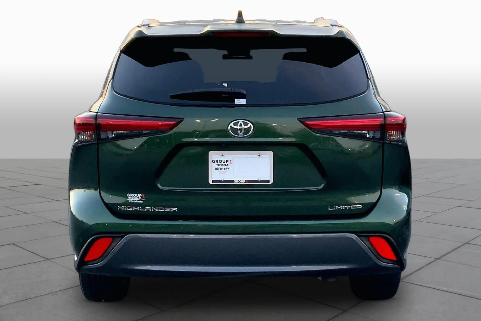 Used 2023 Cypress Toyota Limited image 5