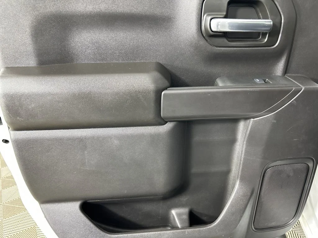 Used 2024 Summit White Chevrolet Custom image 18