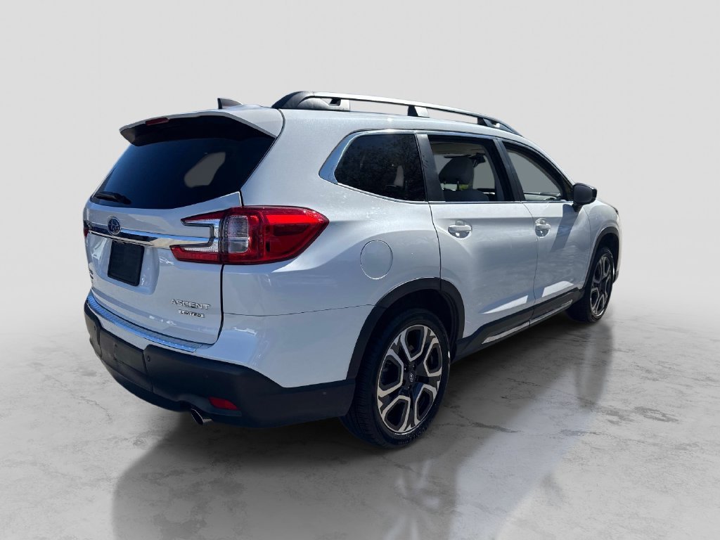 Used 2025 White Subaru Limited image 9
