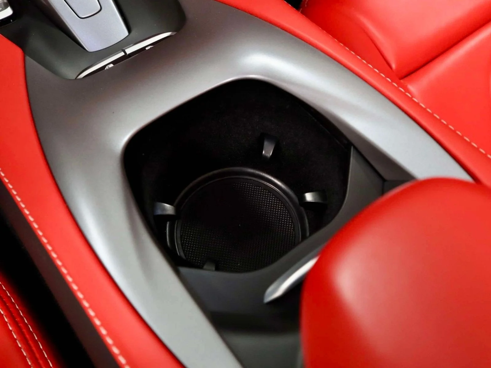 Certified Used 2019 Argento Nurburgring Ferrari  image 30