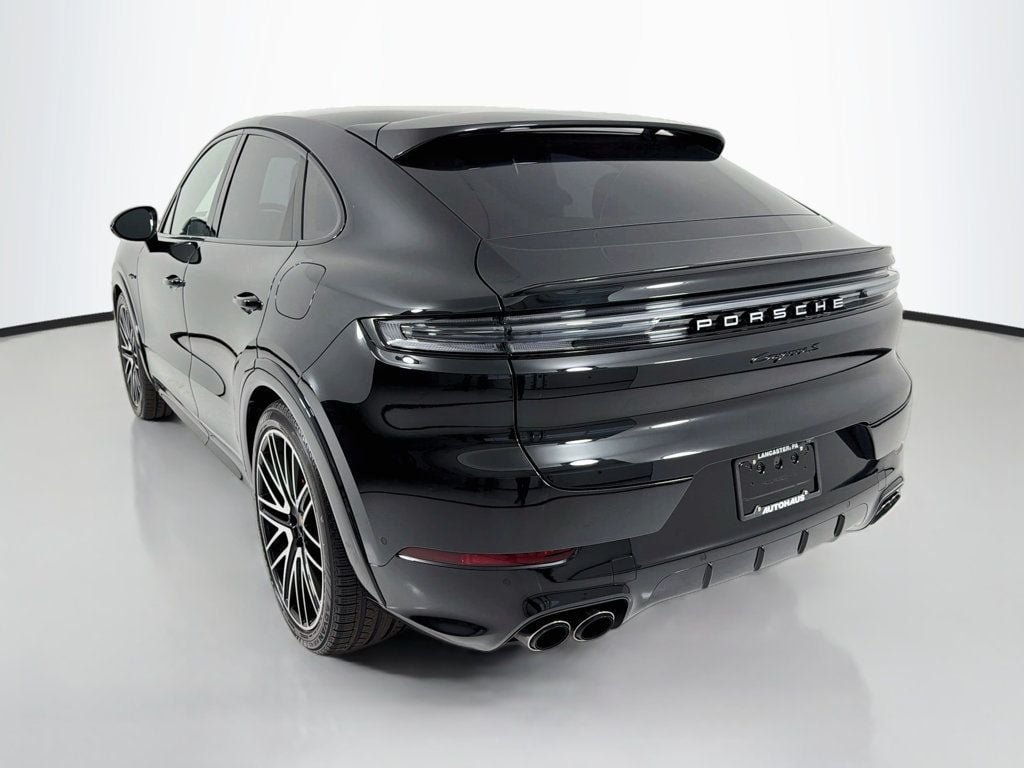Used 2026 Chromite Black Metallic Porsche S E-Hybrid Coupe AWD image 3