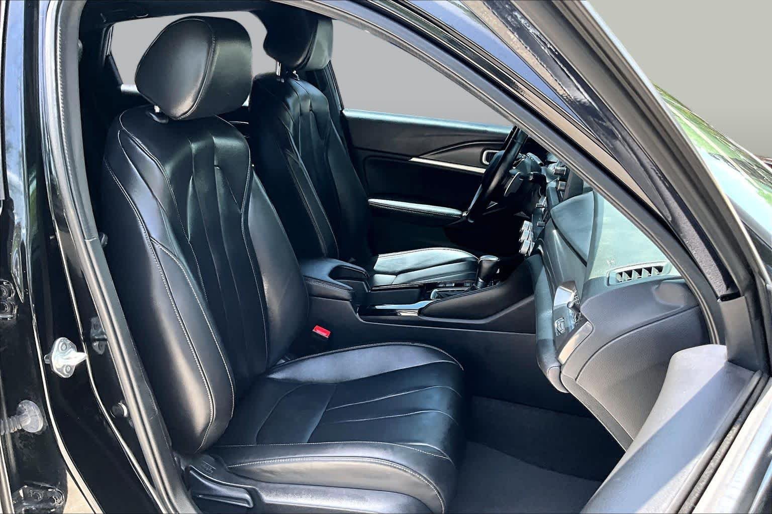 Used 2024 Majestic Black Pearl Acura w/A-Spec Package image 9