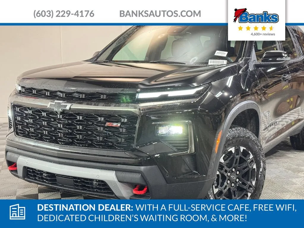 New 2027 Mosaic Black Metallic Chevrolet Z71 image 3