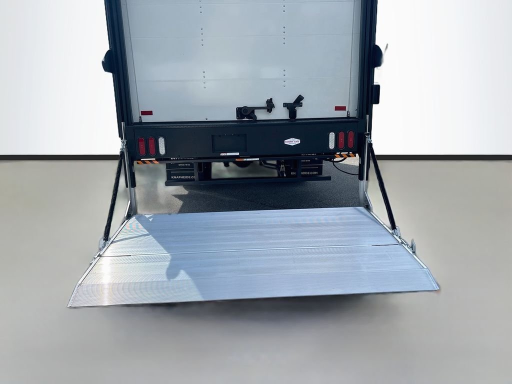 New 2026  Mercedes-Benz Knapheide Dry Box image 11