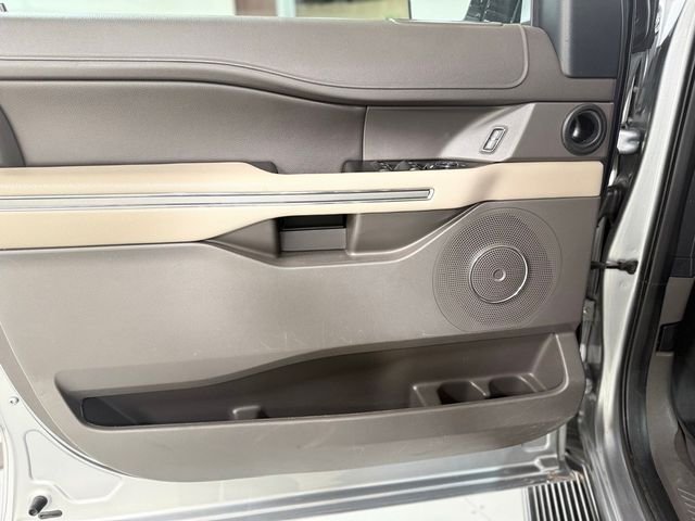 2021 Ford Expedition XLT - Photo 11