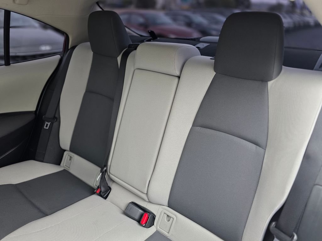 2023 Toyota Corolla LE - Photo 14