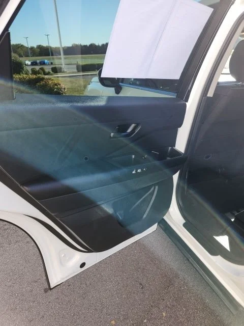 2025 Nissan Pathfinder SV - Photo 32