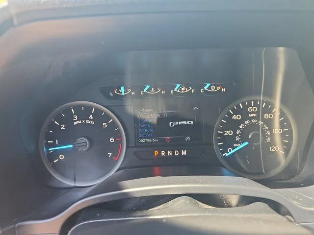Used 2019 Gray Ford XLT image 19