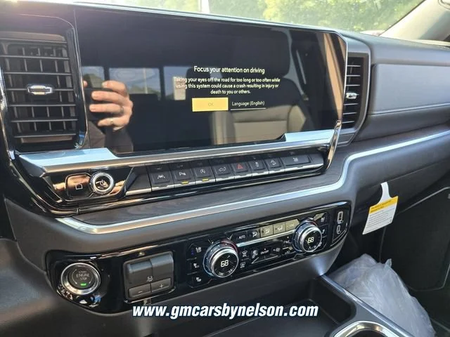 New 2026 Onyx Black GMC SLT image 10