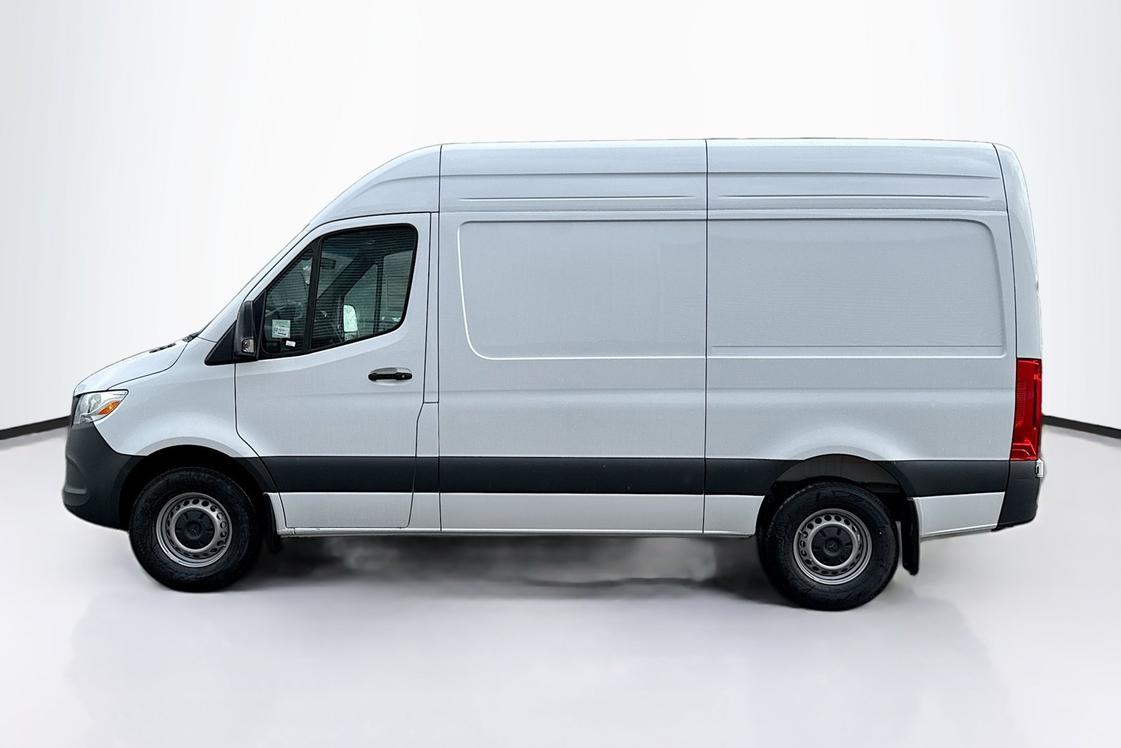 New 2026 Arctic White Mercedes-Benz  image 8