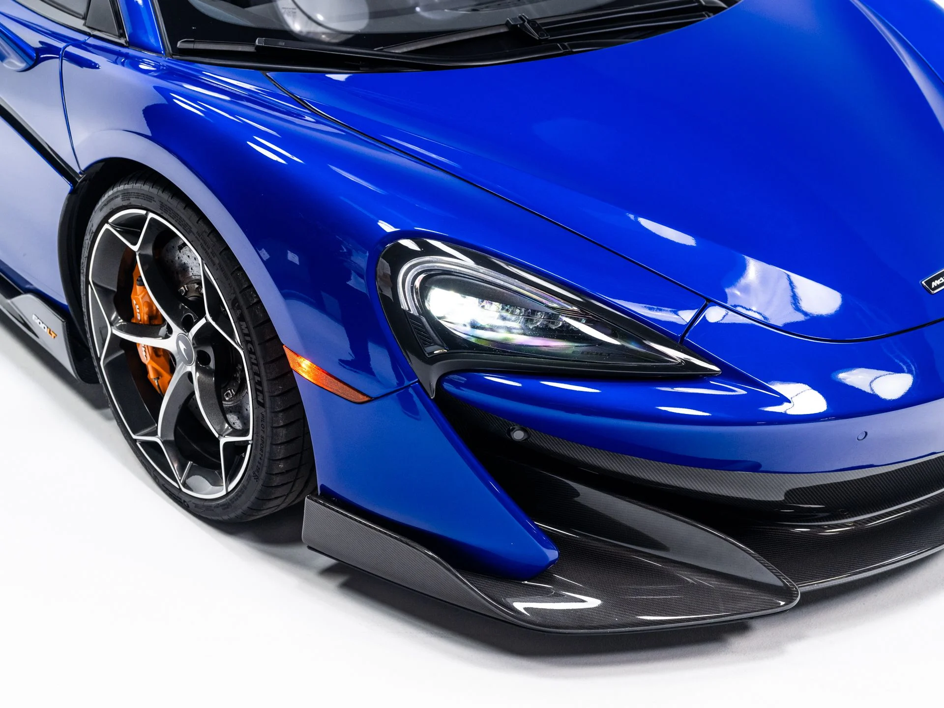 Used 2020 Burton Blue McLaren Spider image 49