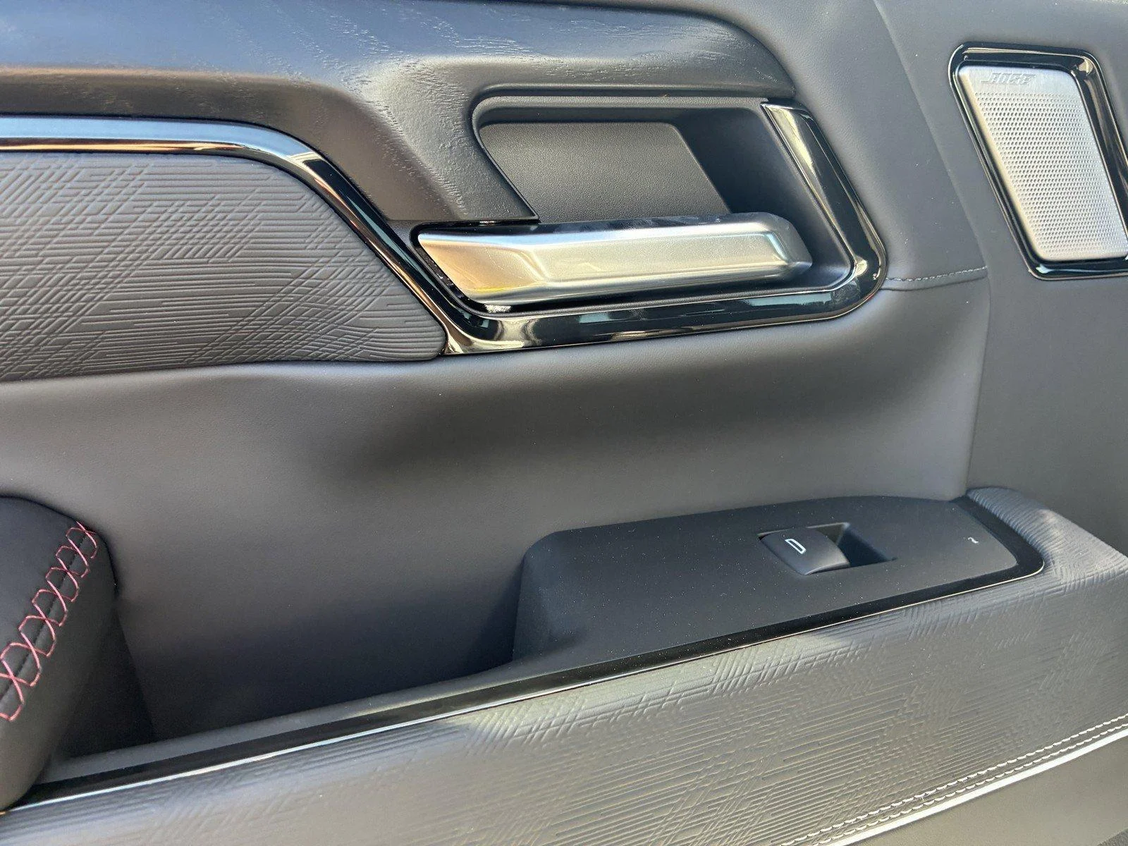 2026 GMC Sierra 2500HD AT4X - Photo 17