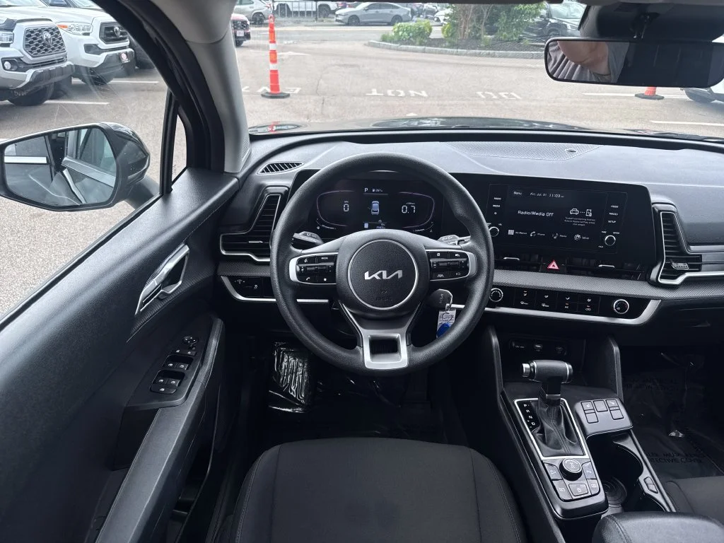 Used 2024 Black Kia LX image 12