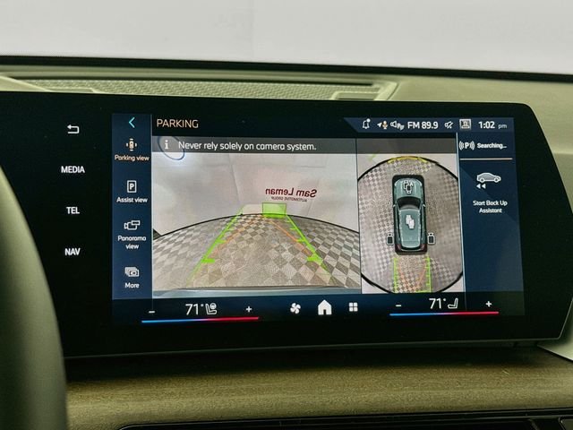 New 2026 Green Metallic BMW xDrive28i image 14