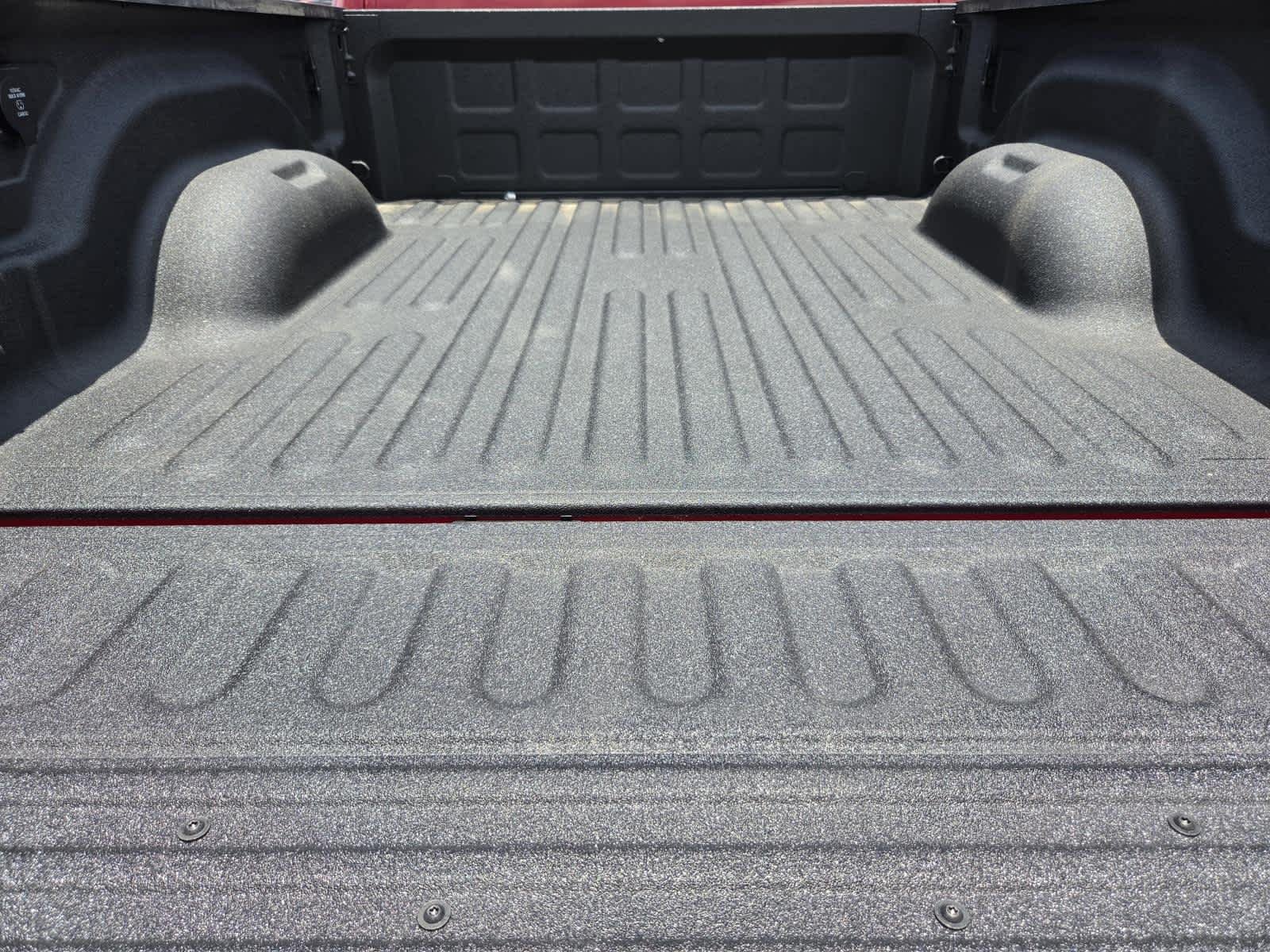 New 2026 Molten Red Pearl-Coat Exterior Paint RAM Laramie image 12
