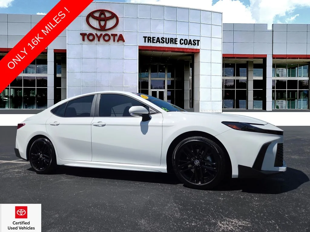 Certified Used 2025 White Toyota SE image 1