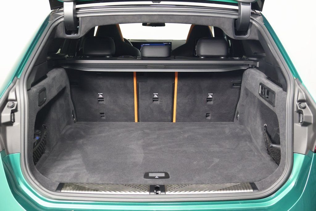 Used 2025 Green Metallic BMW TOURING image 14