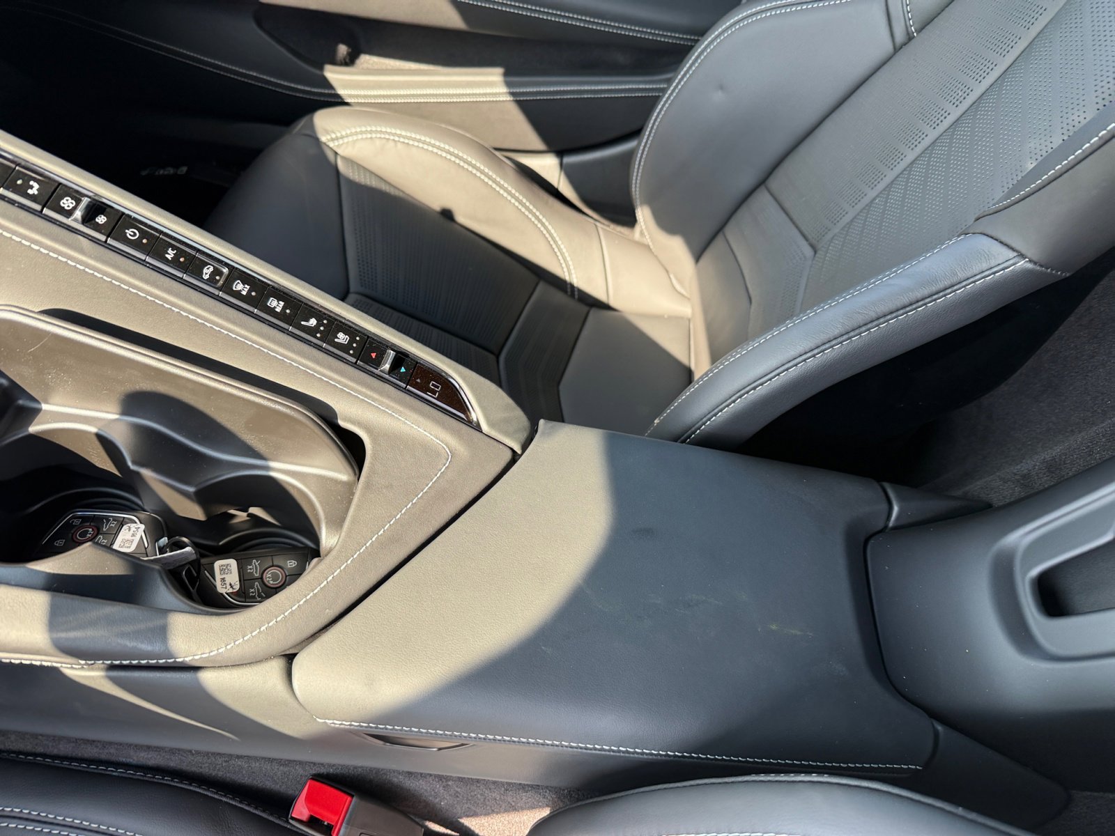 2025 Chevrolet Corvette 3LZ - Photo 14