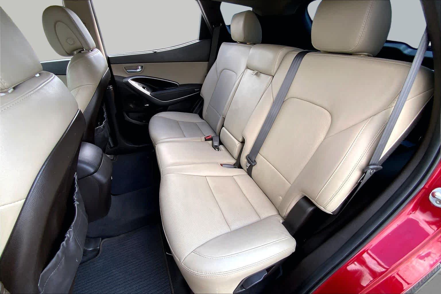 Used 2017 Serrano Red Hyundai 2.4L image 20