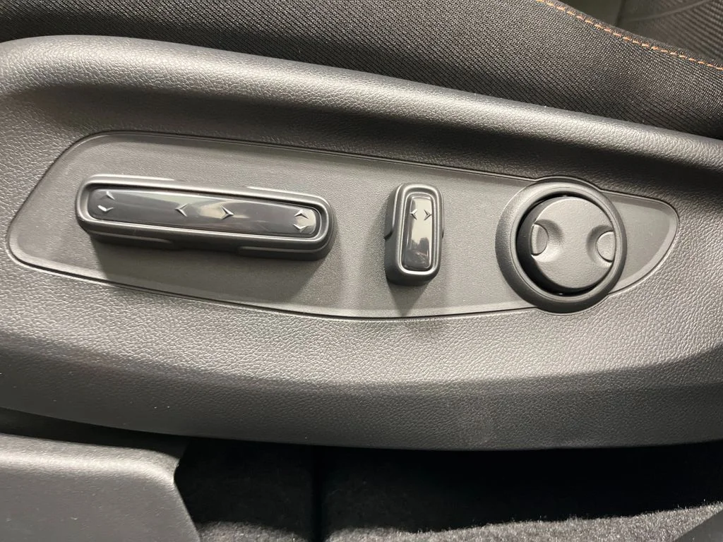 New 2026 Urban Gray Pearl Honda AWD Sport Hybrid image 11