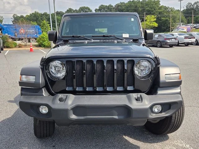 Used 2023 Black Jeep Sport S image 2