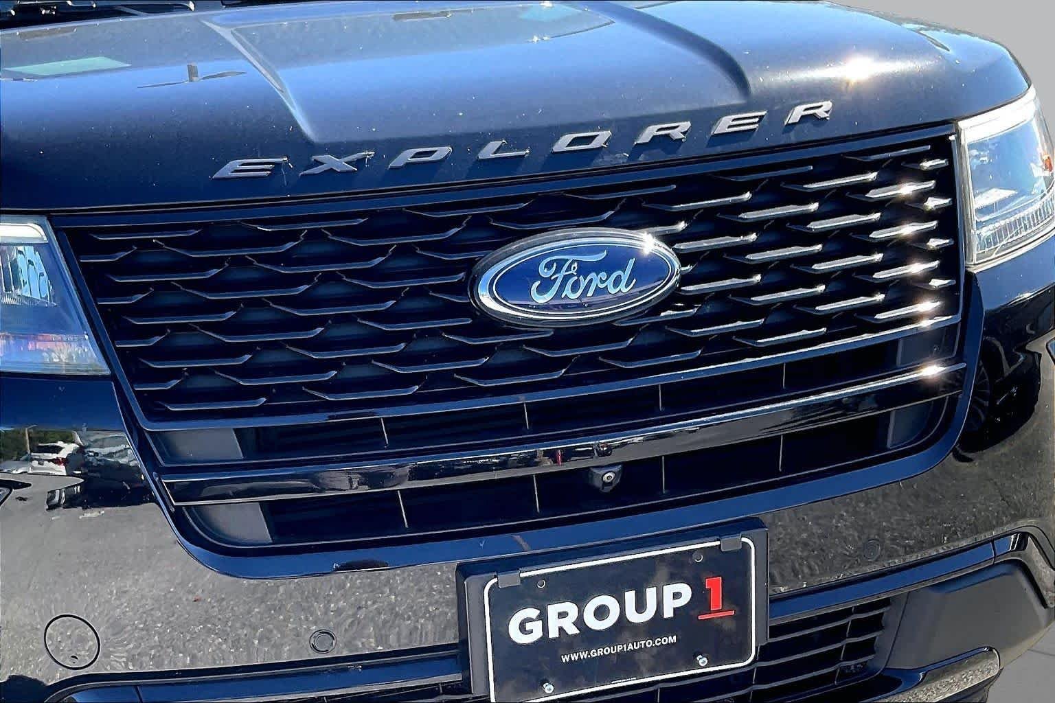 Used 2018 Shadow Black Ford Sport image 31