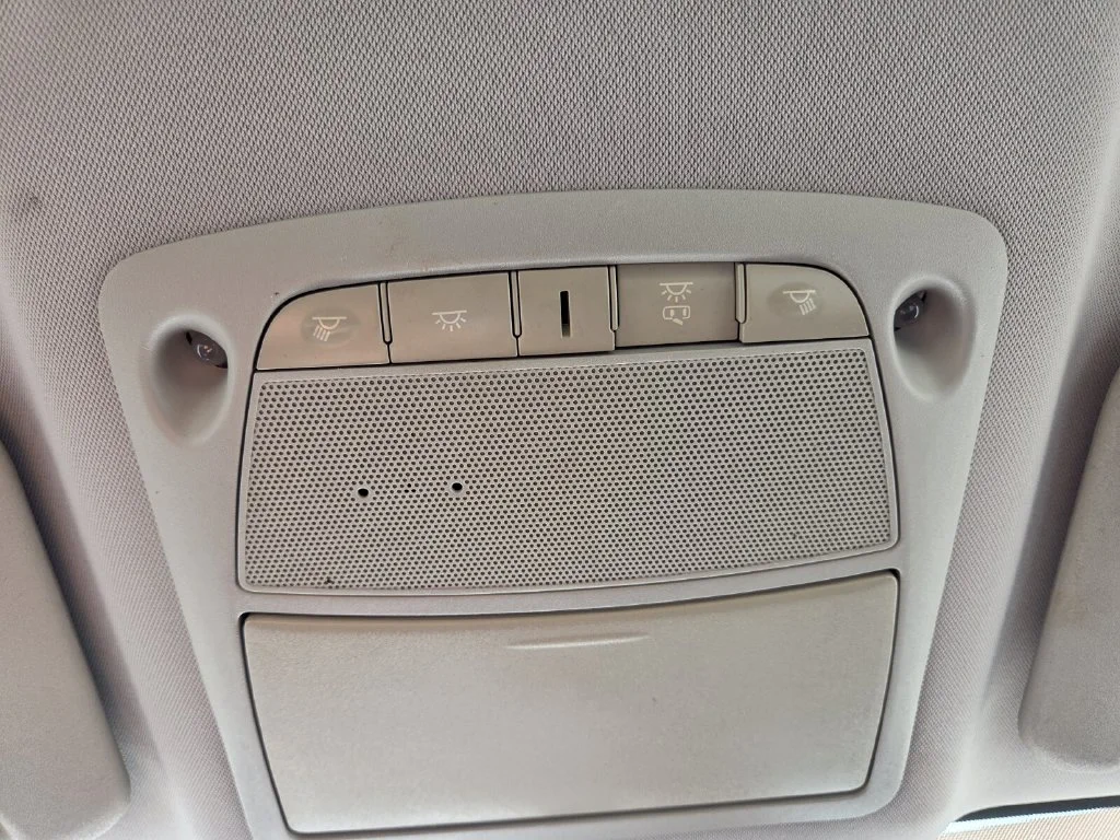 Used 2021 Gray Nissan SV image 19