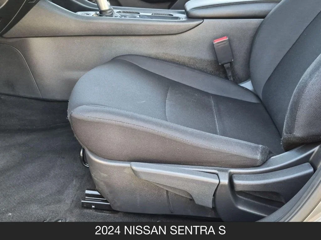 Used 2024 Gray Nissan S image 15
