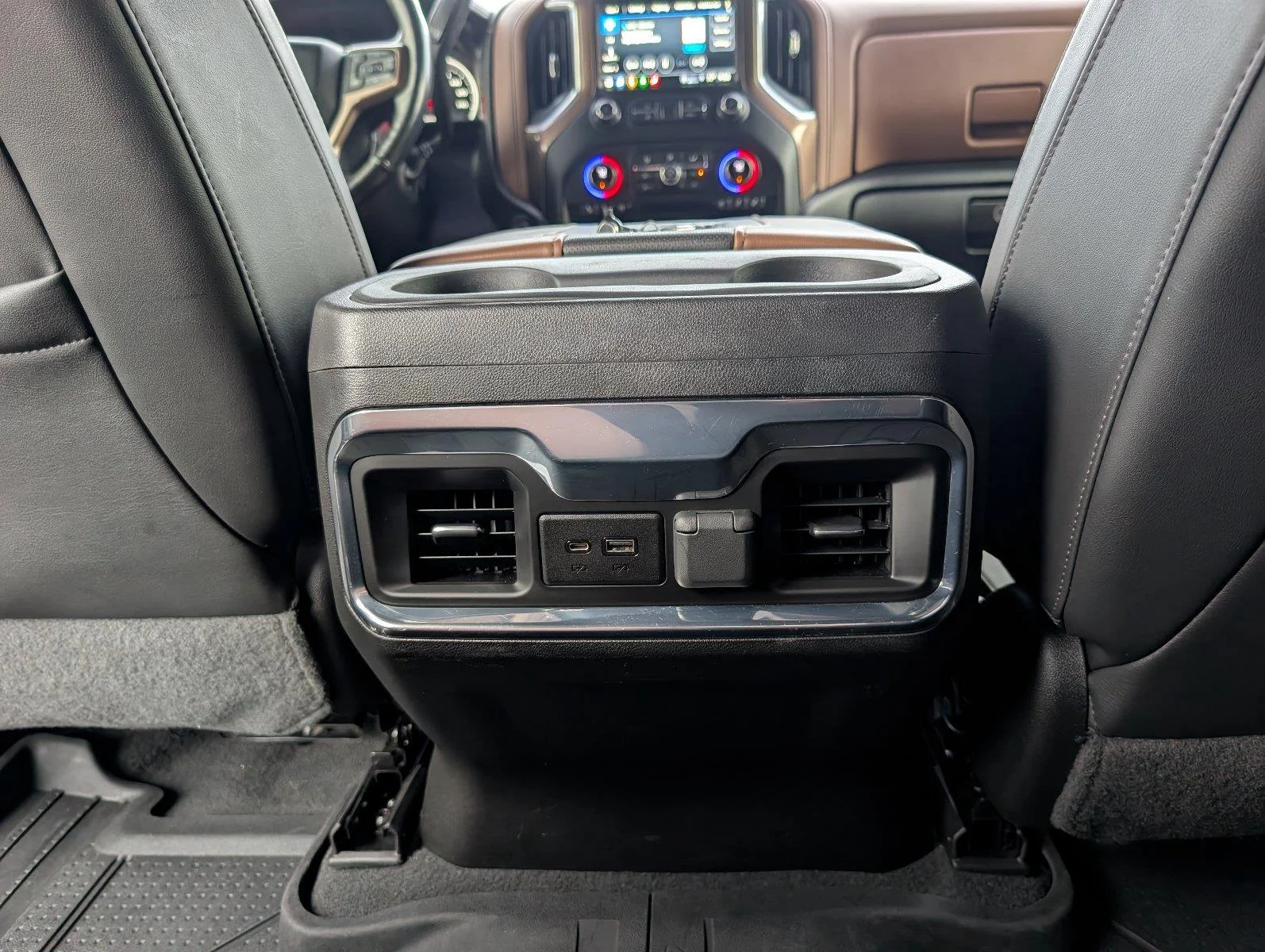 Used 2022 NORTHSKY BLUE METALLIC Chevrolet High Country image 34