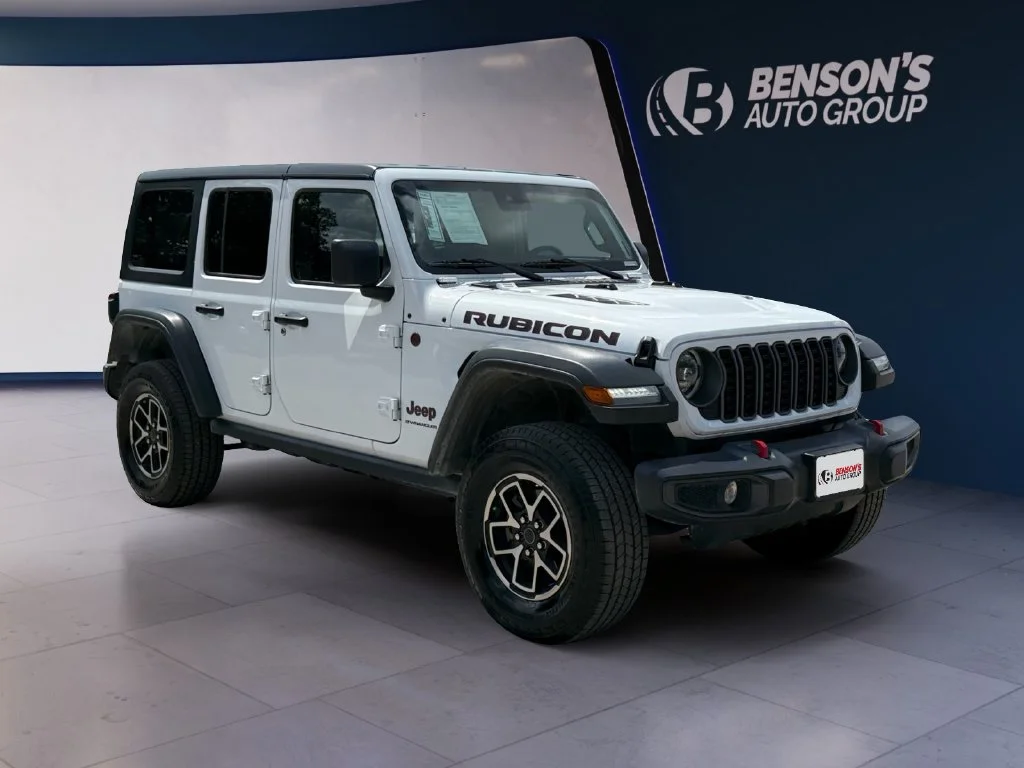 Used 2025 White Jeep Rubicon image 7