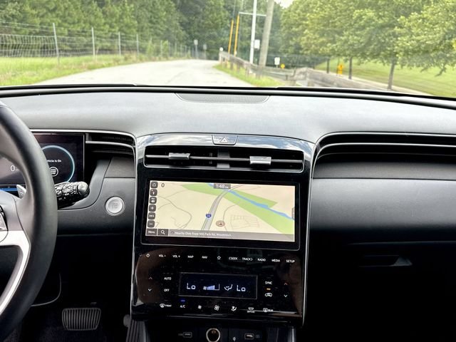 Used 2022 Silver Hyundai Limited image 18