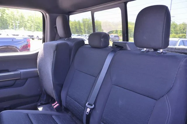 Used 2023 Black Ford XLT image 10