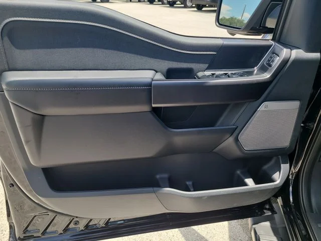 New 2026 Black Metallic Ford Lariat image 16
