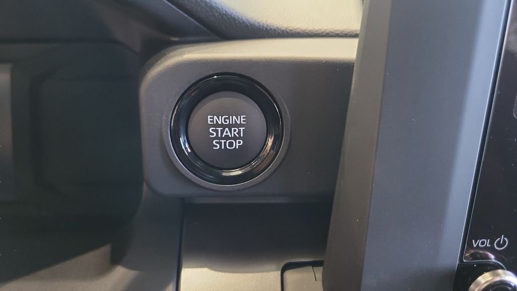 2026 Toyota Tacoma SR5 - Photo 26