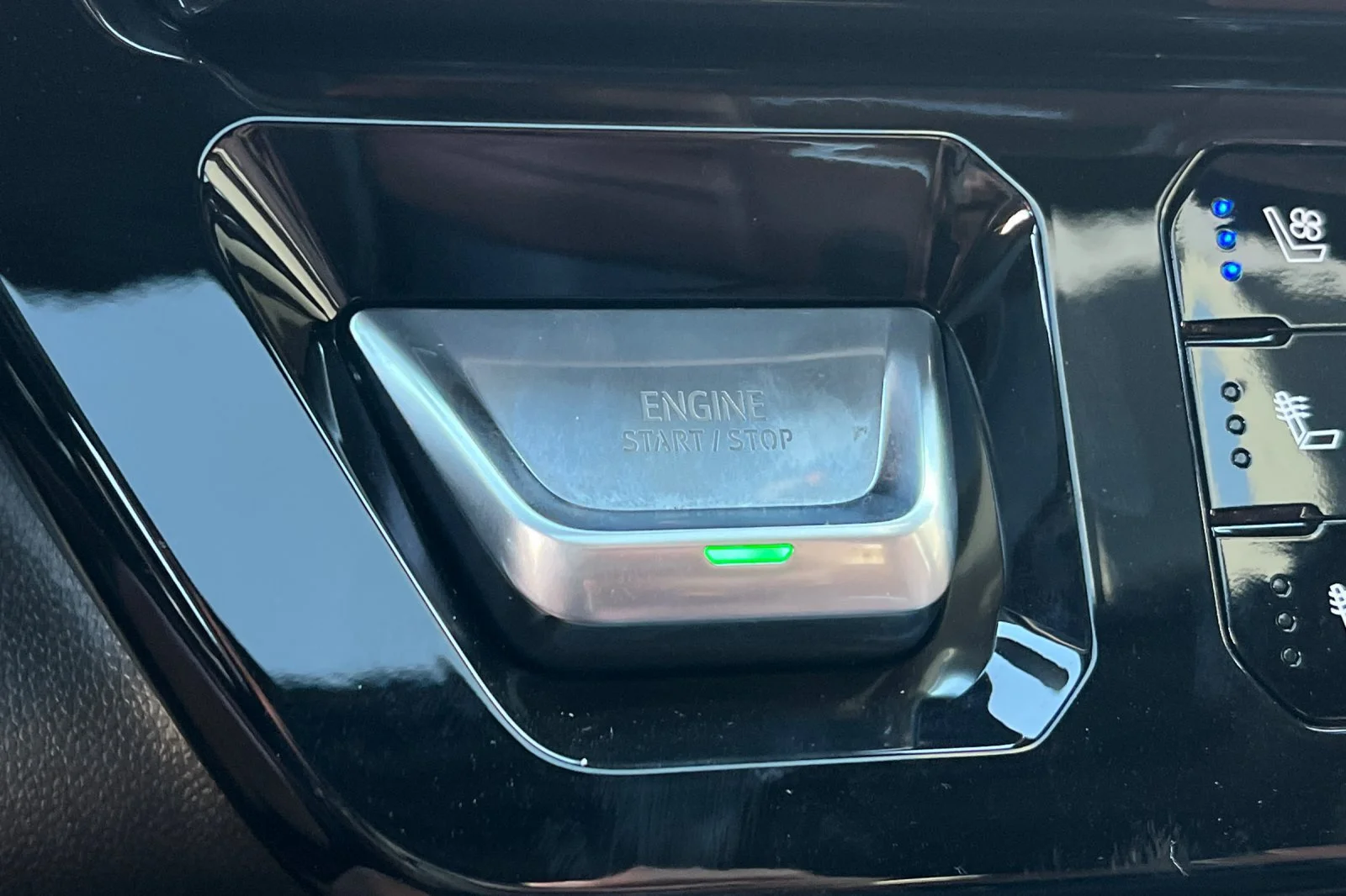 2026 GMC Sierra 2500HD Denali Ultimate - Photo 24