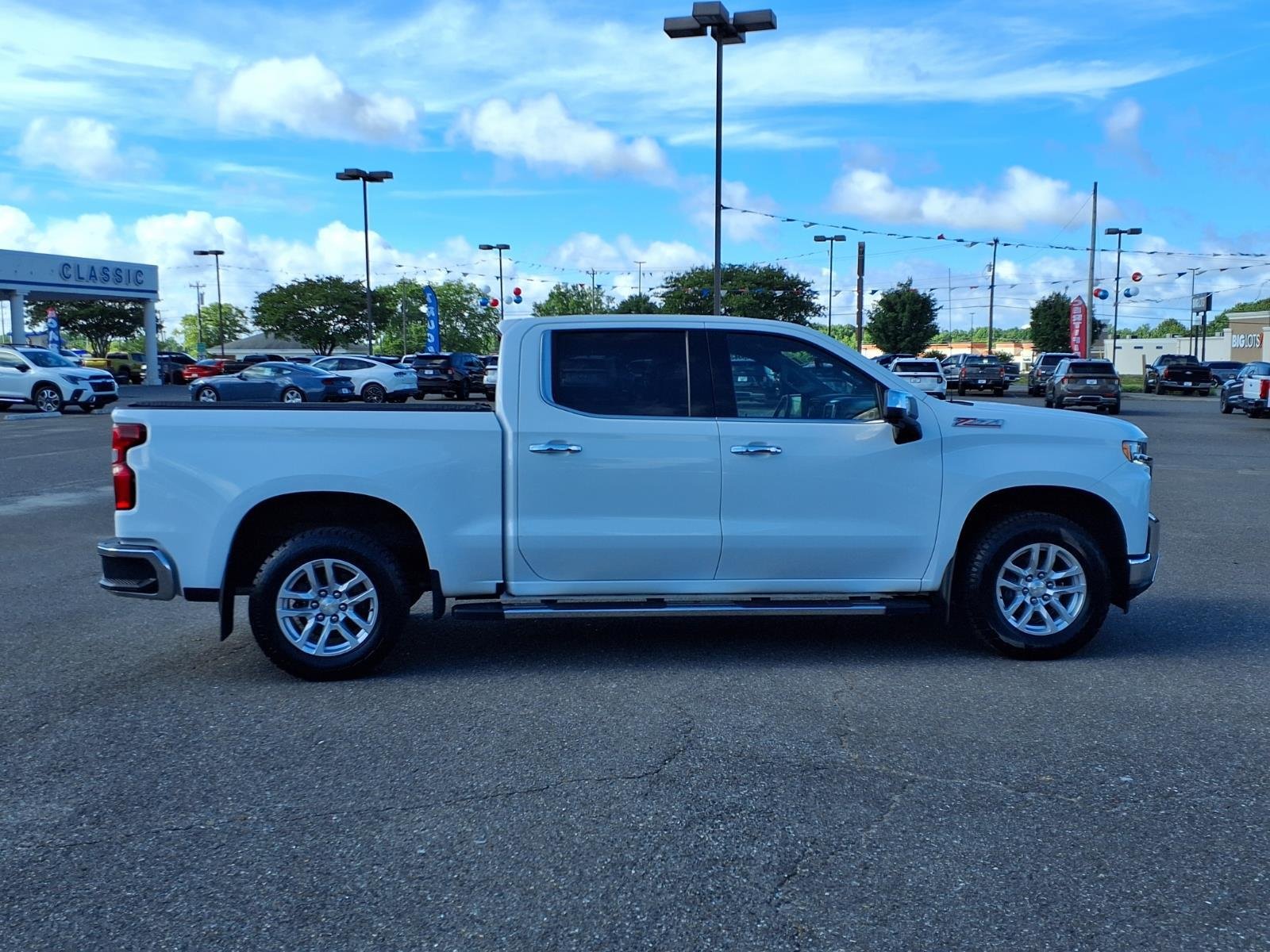 Used 2021 Summit White Chevrolet LTZ image 11