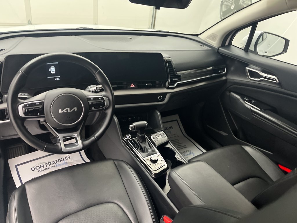 Used 2024 White Kia EX image 14
