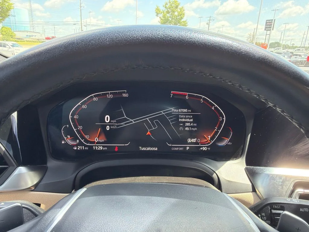 Used 2022 Red BMW 330i image 18