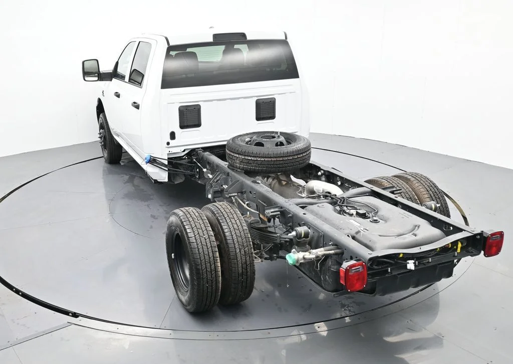 2026 RAM 3500 Chassis Tradesman - Photo 26