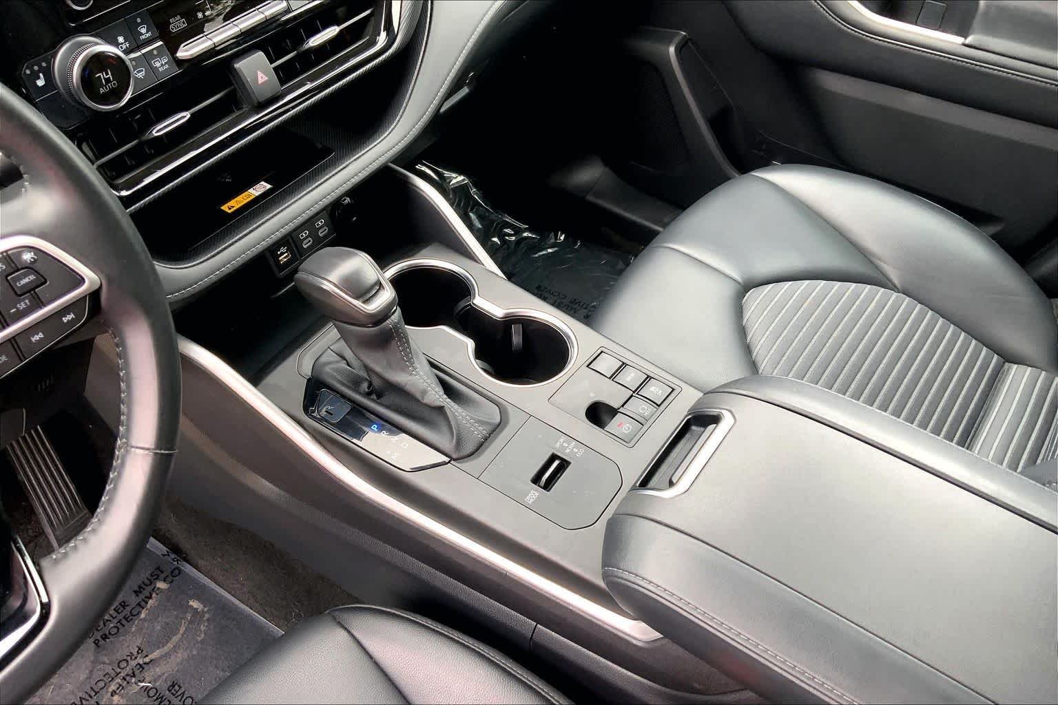 2024 Toyota Highlander XSE - Photo 17