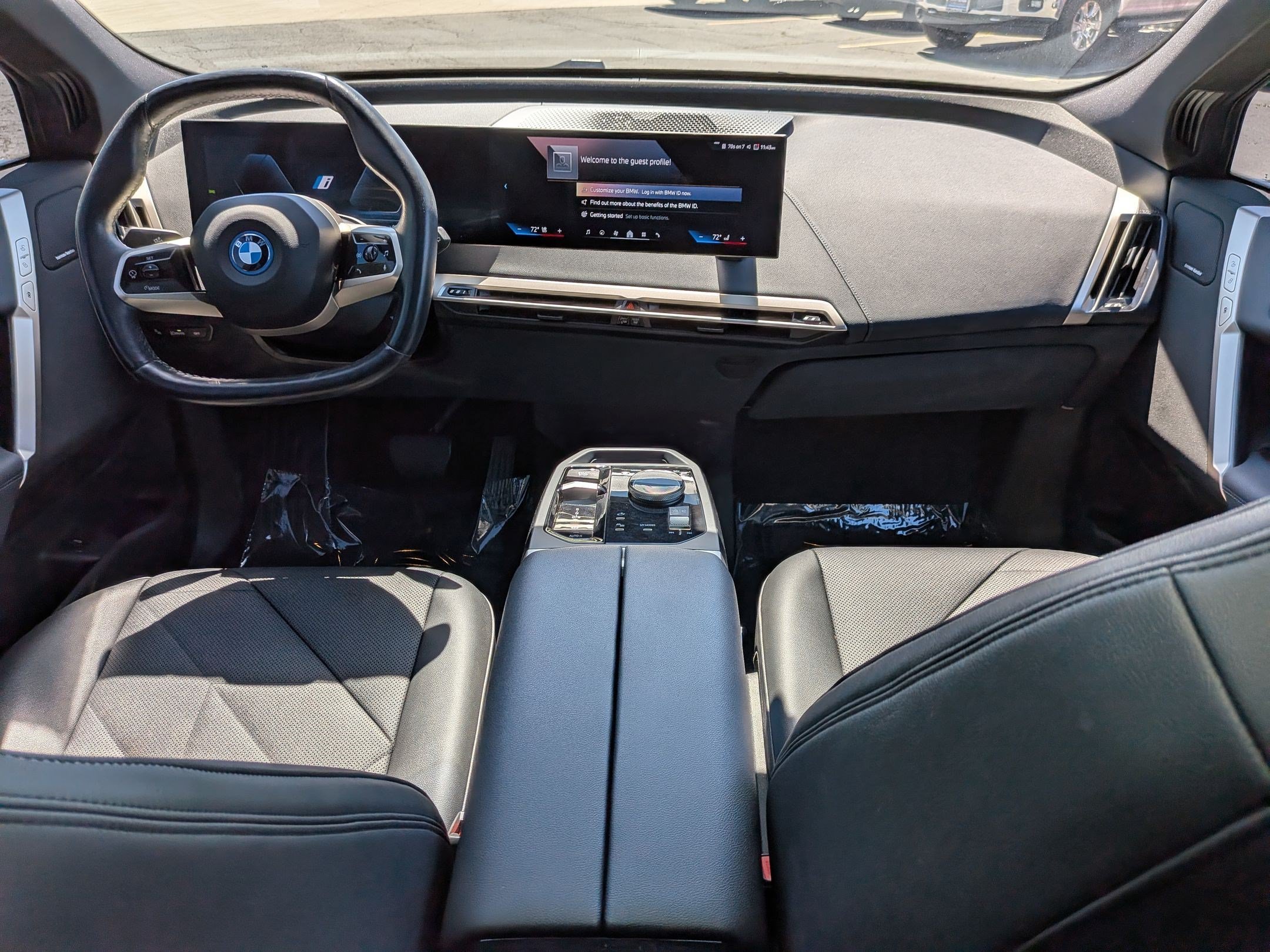 2025 BMW iX 50 - Photo 26