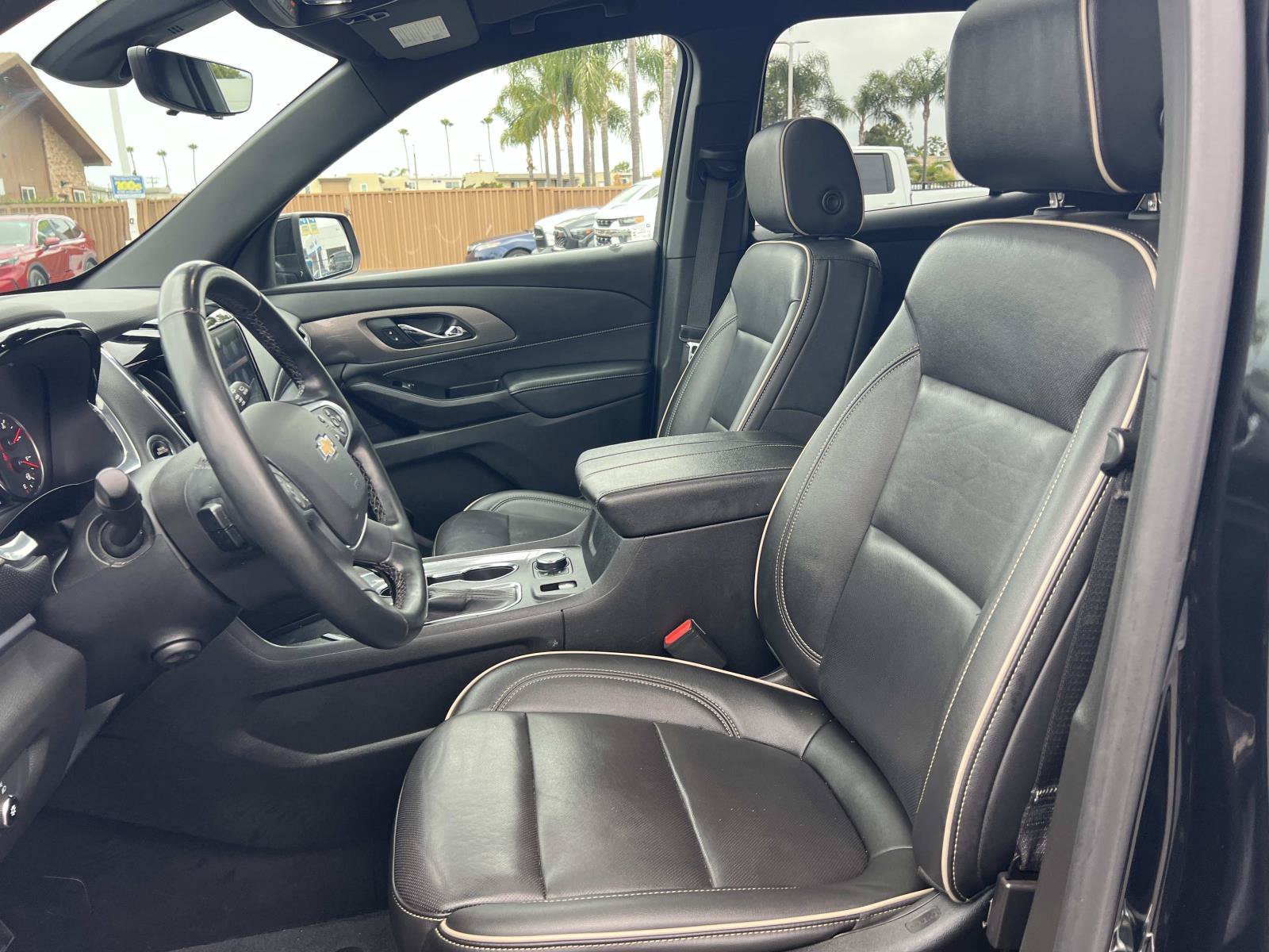 2023 Chevrolet Traverse Premier - Photo 21