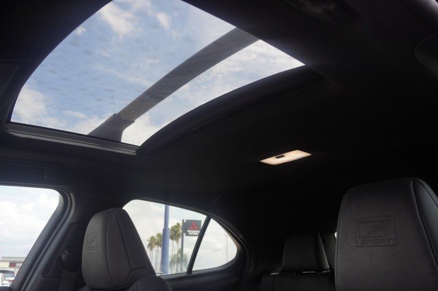Used 2024  Lexus UX 250h F SPORT Handling image 20
