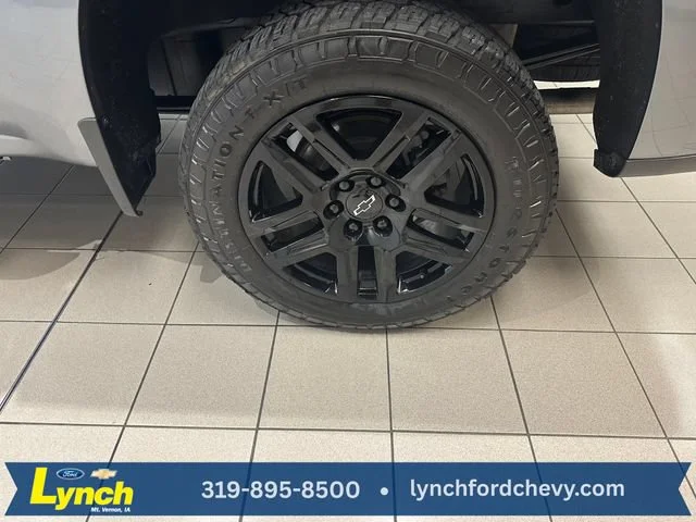 Used 2021 SATIN STEEL METALLIC Chevrolet LT Trail Boss image 30