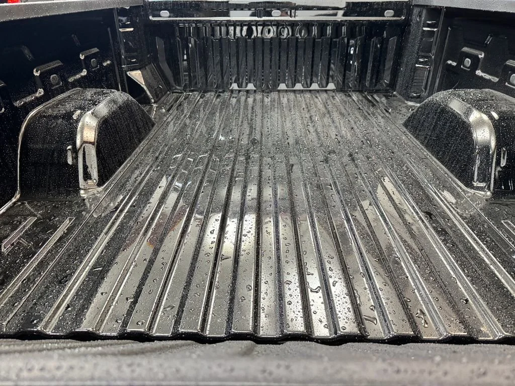New 2026 Onyx Black GMC Elevation image 8