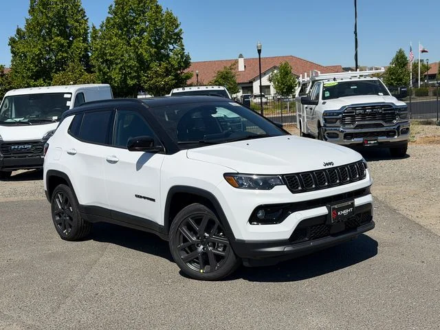 New 2026 Bright White Clear-Coat Exterior Paint Jeep Limited image 2
