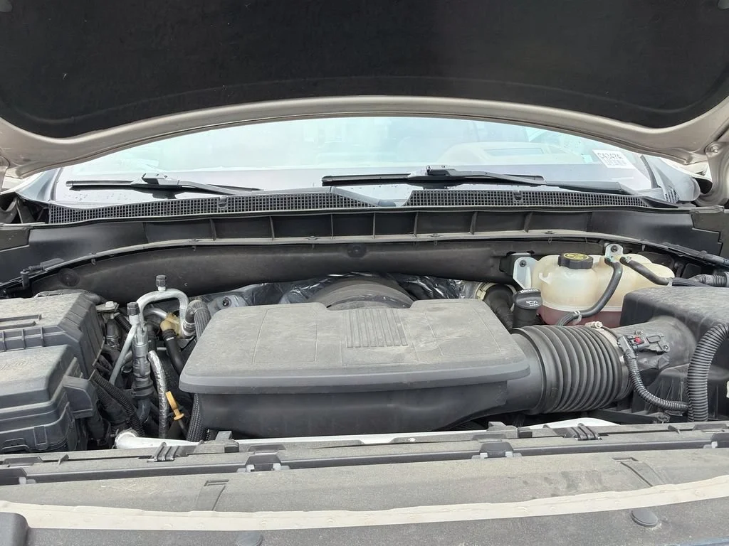 Used 2021 EMPIRE BEIGE METALLIC Chevrolet High Country image 33