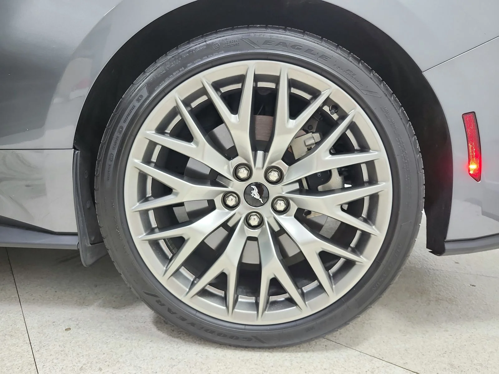 Used 2025 Gray Ford GT Premium image 19