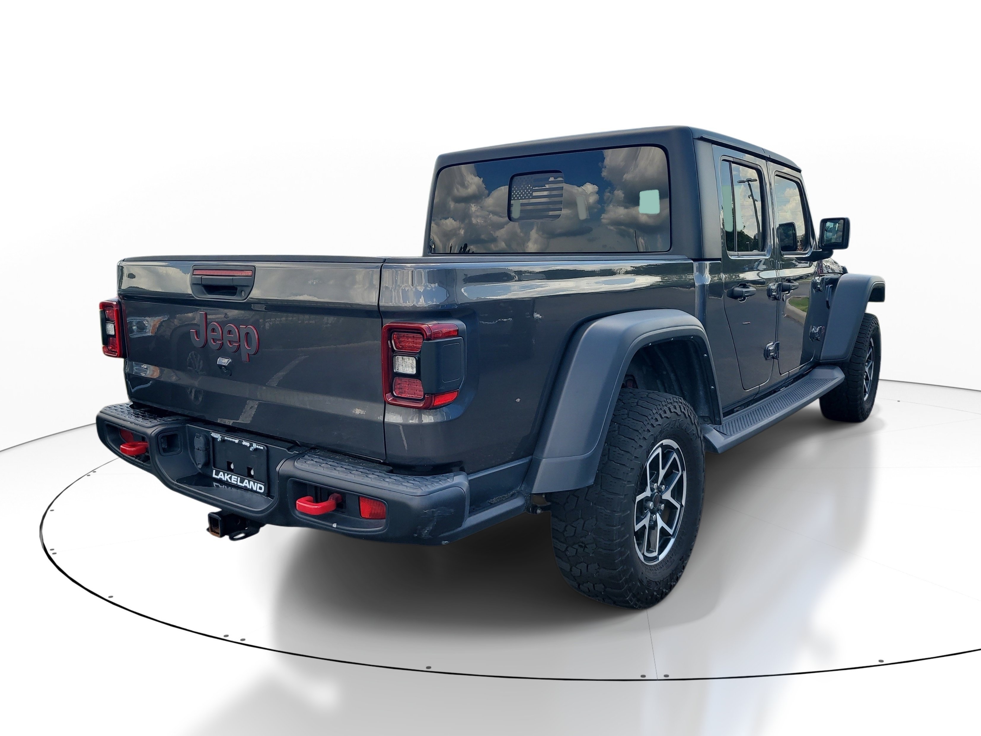 Used 2024 Granite Crystal Metallic Clearcoat Jeep Rubicon image 4