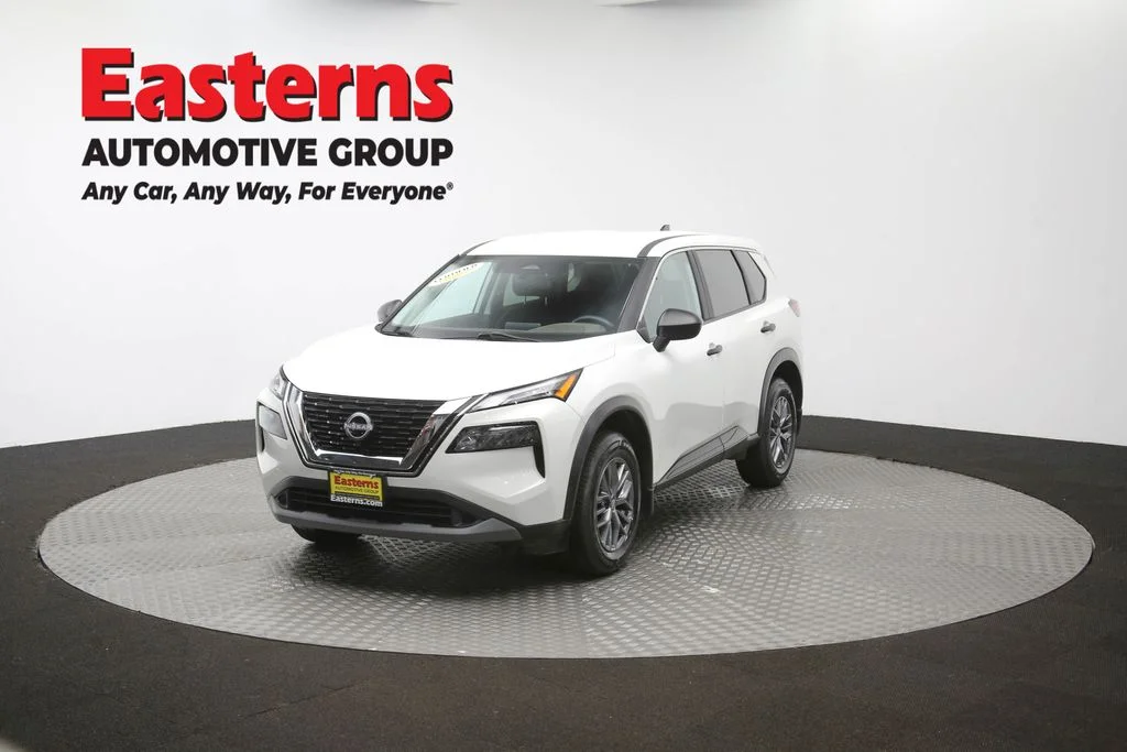 Used 2023 White Nissan S image 56